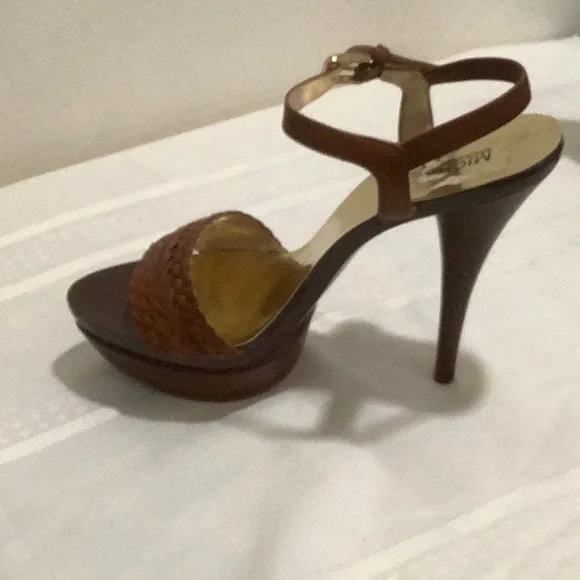 NEW Michael Kors High Heel Shoes - Camel Braided leather - Picture 5 of 10